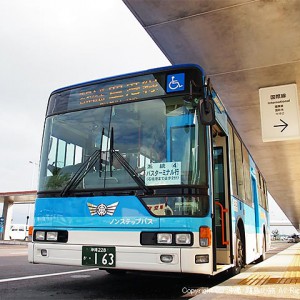 新石垣空港と離島ターミナルを結ぶ路線バス