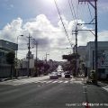 沖縄市、嘉間良バス停付近